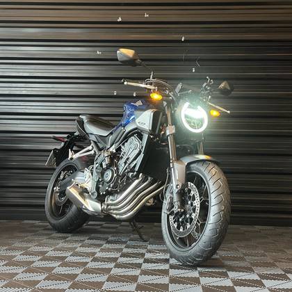 HONDA CB 650R E-CLUTCH HONDA CB 650R E-CLUTCH